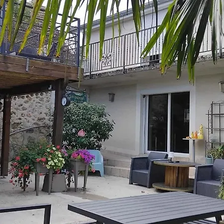 Maison De Famille Avec Piscine Champlat-et-Boujacourt