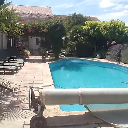 Maison De Famille Avec Piscine *
